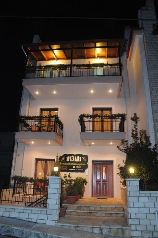Chrysandra Karpenisi Exterior photo